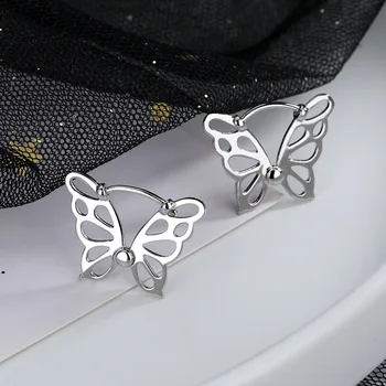 2023 Материковый Китай Mori Cute Elf Art Crowd Design Выдалбливают серьги-бабочки для женщин